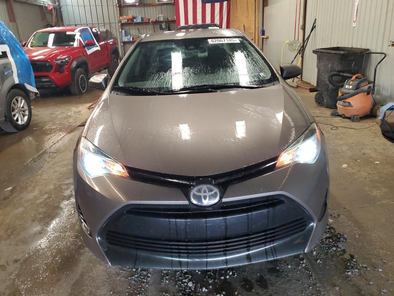 2018 TOYOTA COROLLA