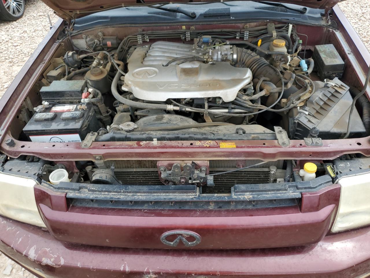 2002 INFINITI QX4