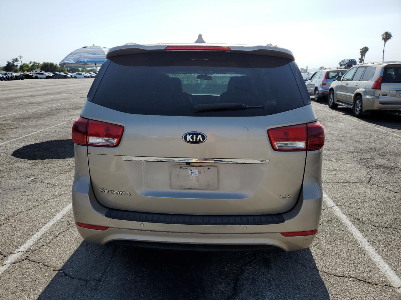 2016 KIA SEDONA