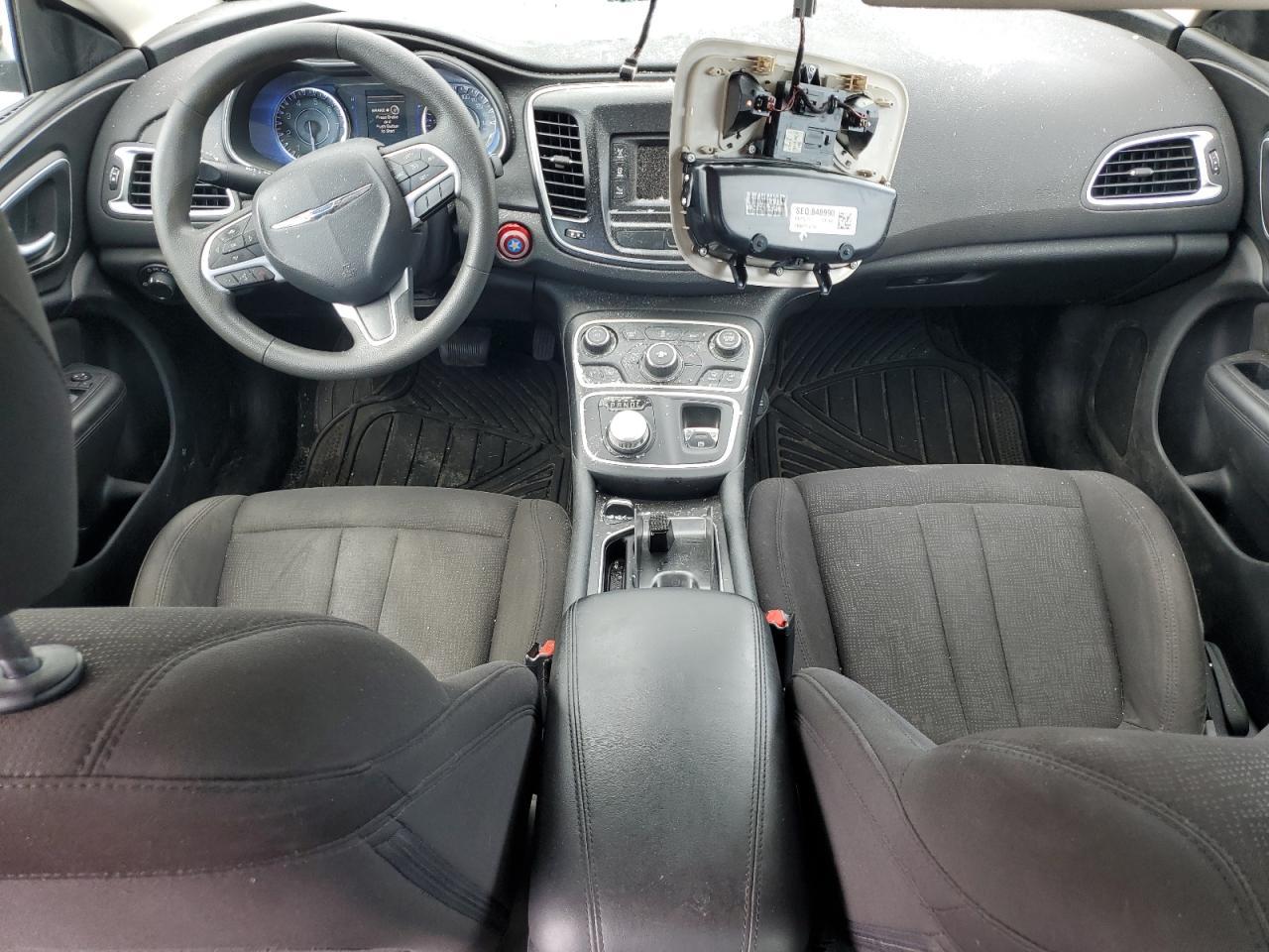2015 CHRYSLER 200