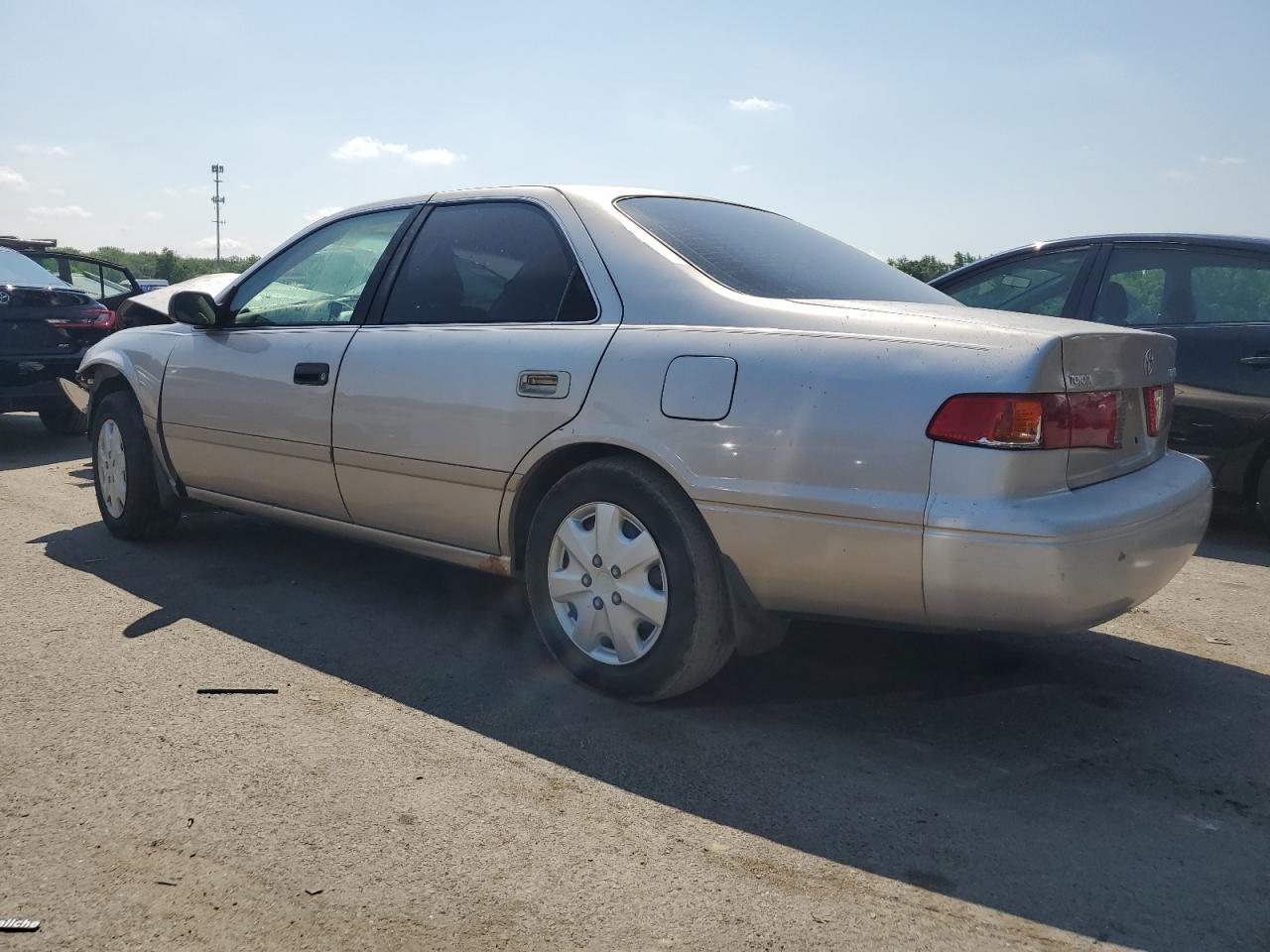 2001 TOYOTA CAMRY