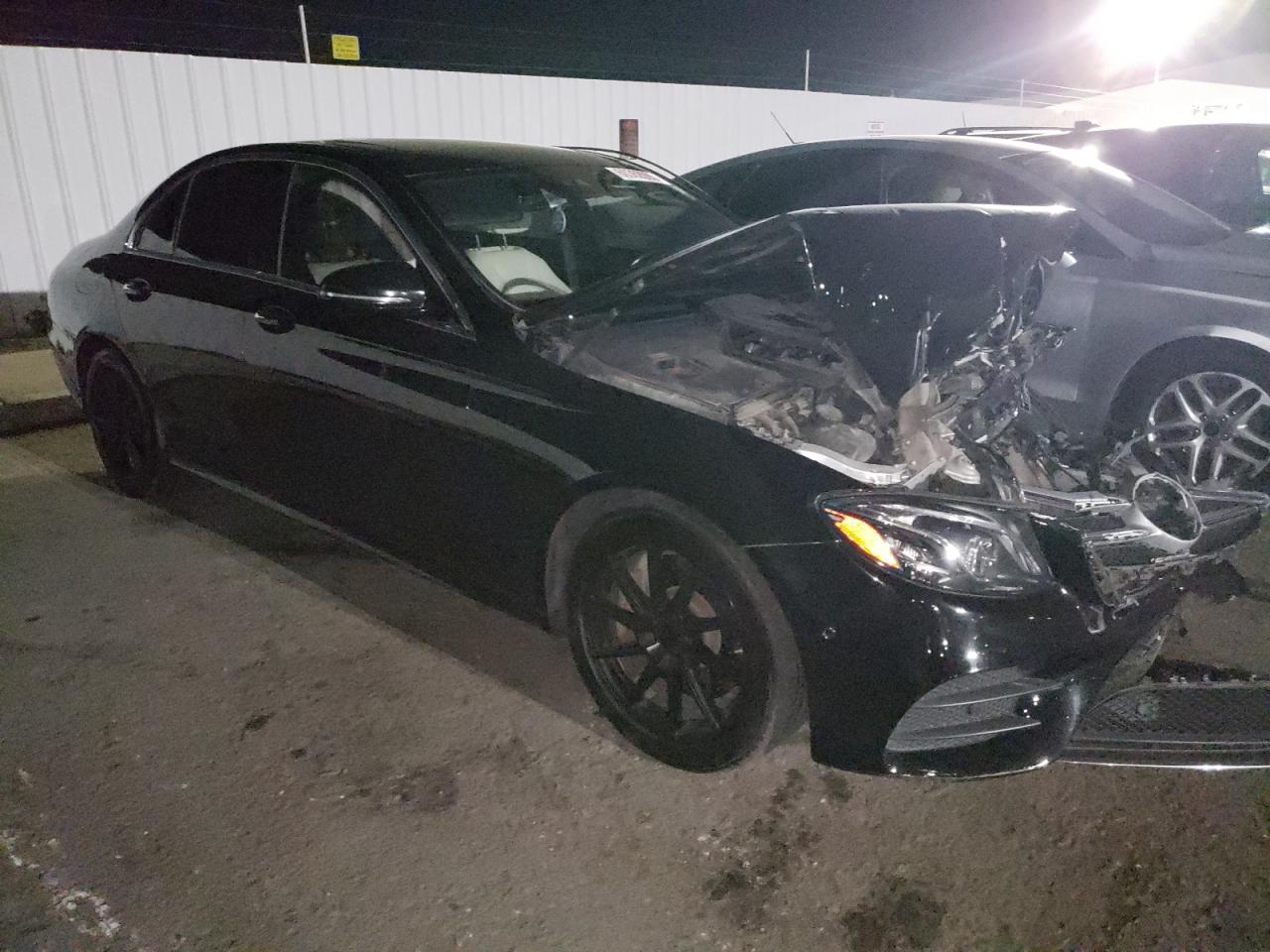 2017 MERCEDES-BENZ E-Class