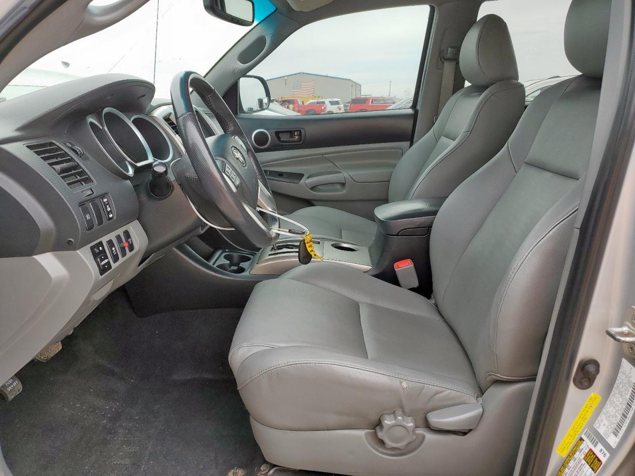 2013 TOYOTA TACOMA