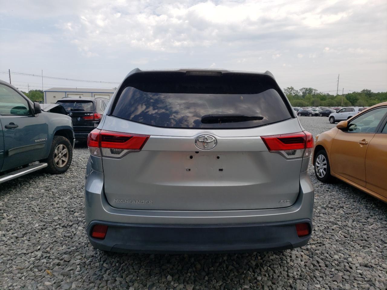 2019 TOYOTA HIGHLANDER