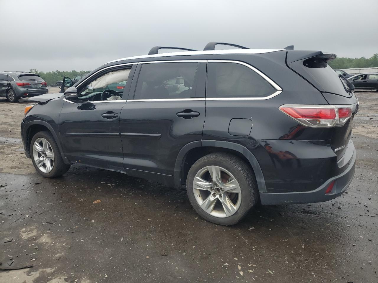 2015 TOYOTA HIGHLANDER
