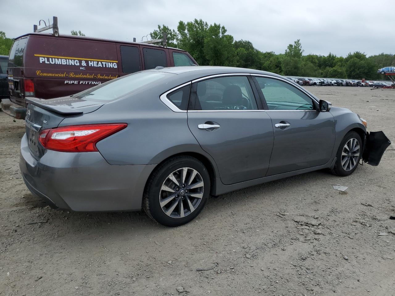 2017 NISSAN ALTIMA