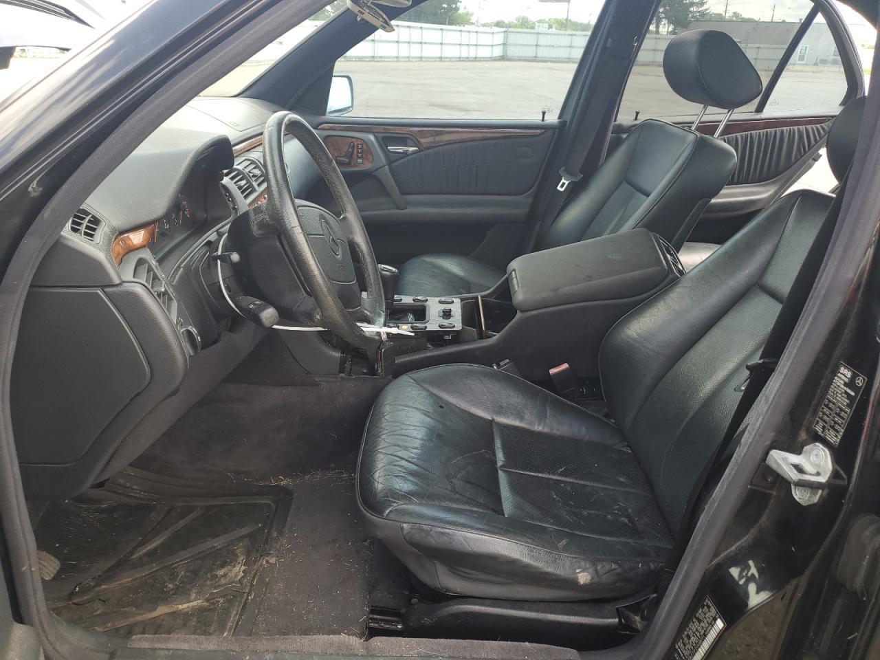 1997 MERCEDES-BENZ E-Class