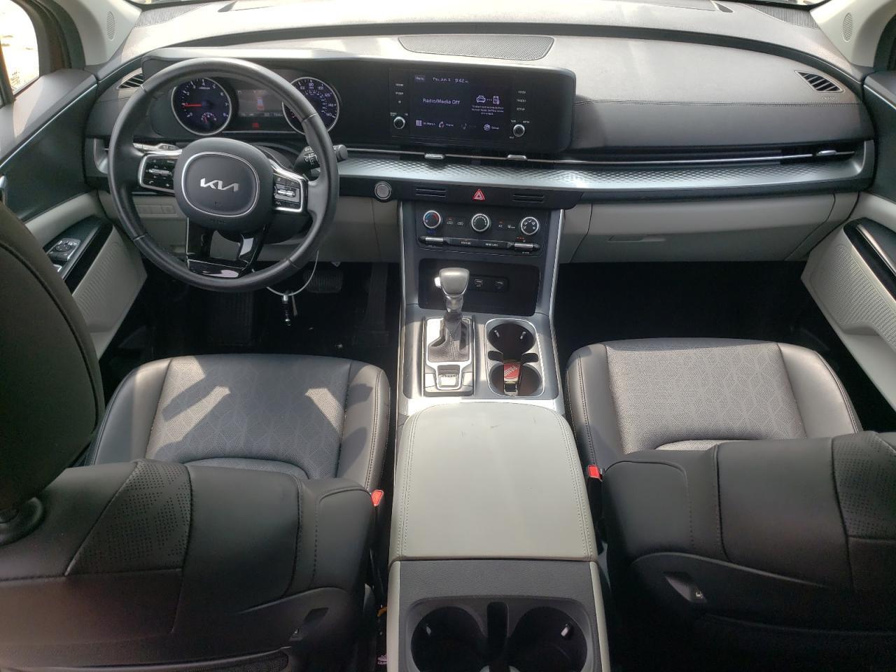 2022 KIA Carnival