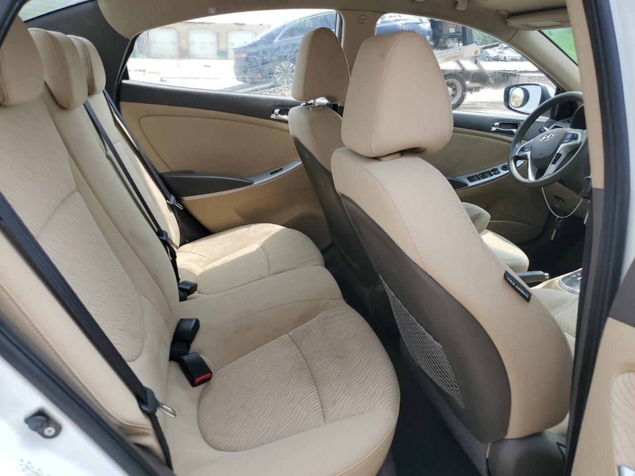 2012 HYUNDAI ACCENT
