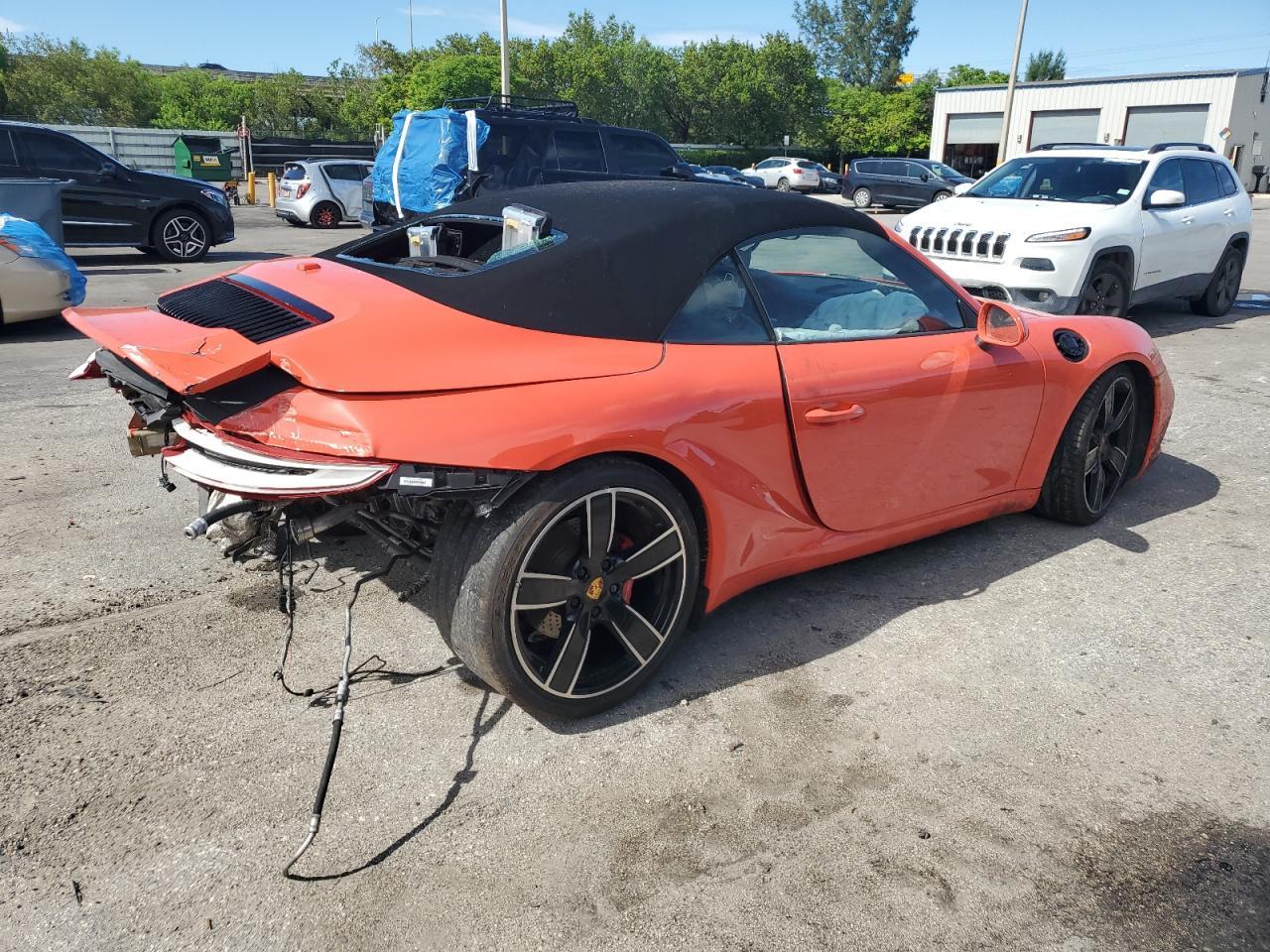 2018 PORSCHE 911