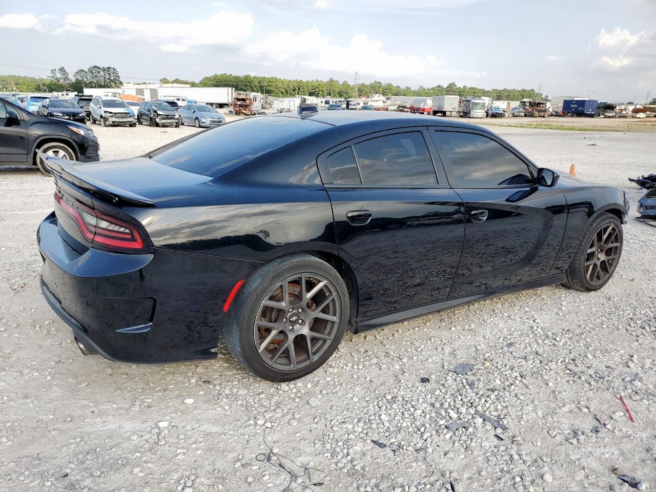 2019 DODGE CHARGER