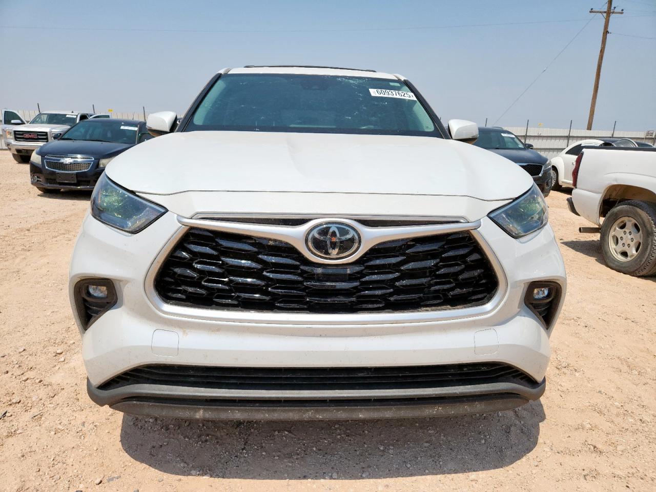 2022 TOYOTA HIGHLANDER