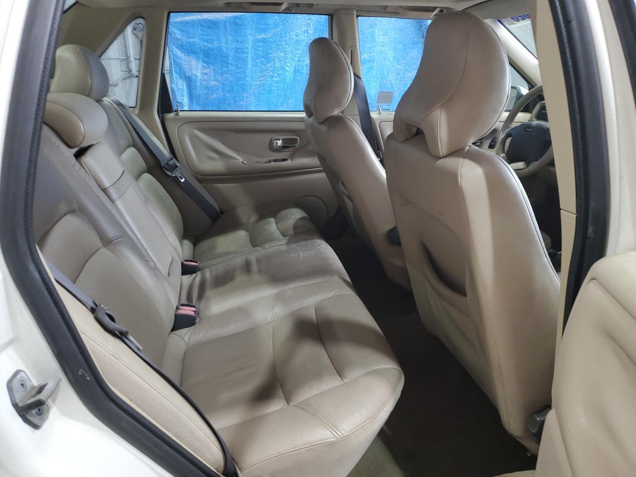 1999 VOLVO S70