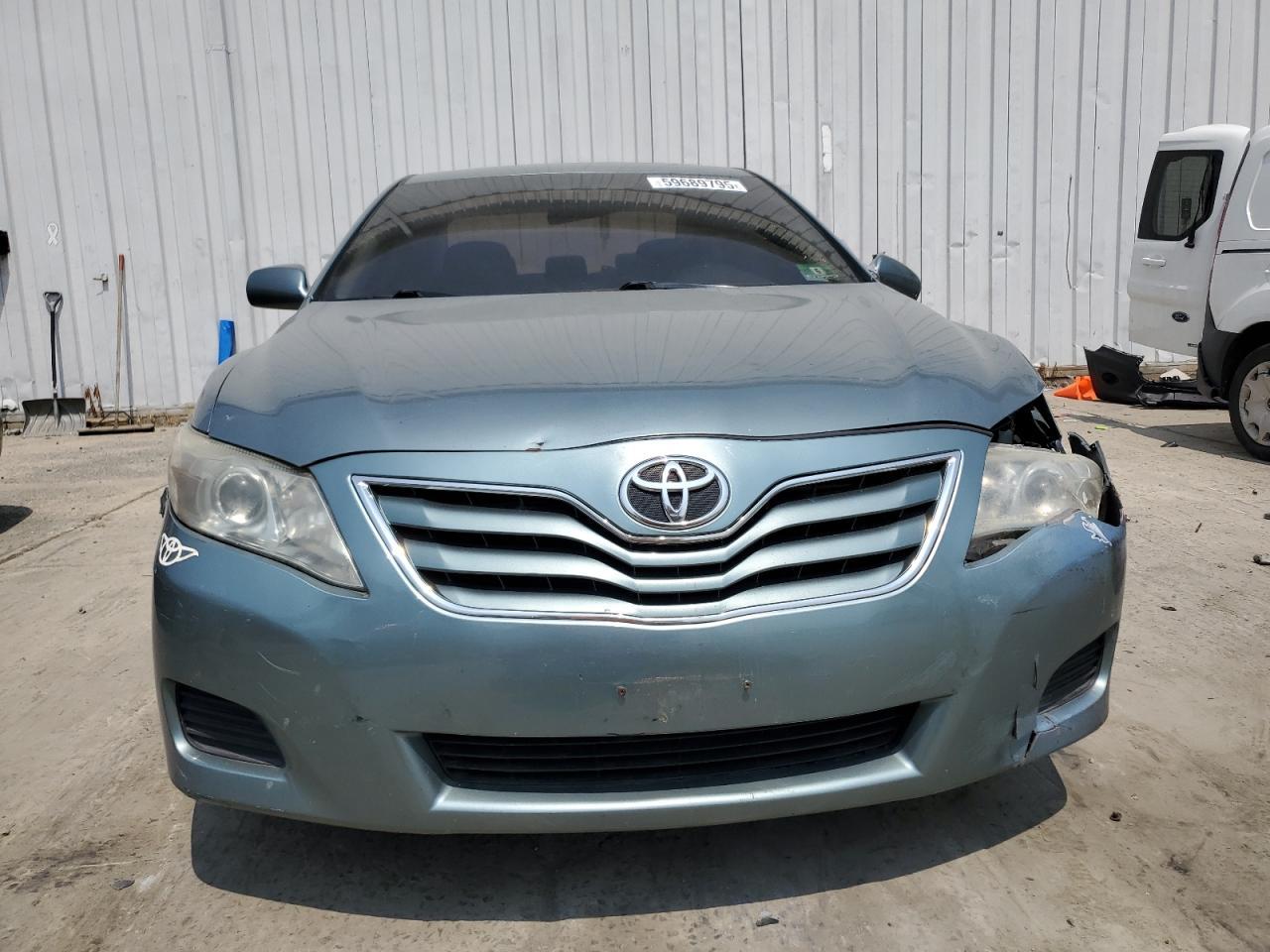 2010 TOYOTA CAMRY