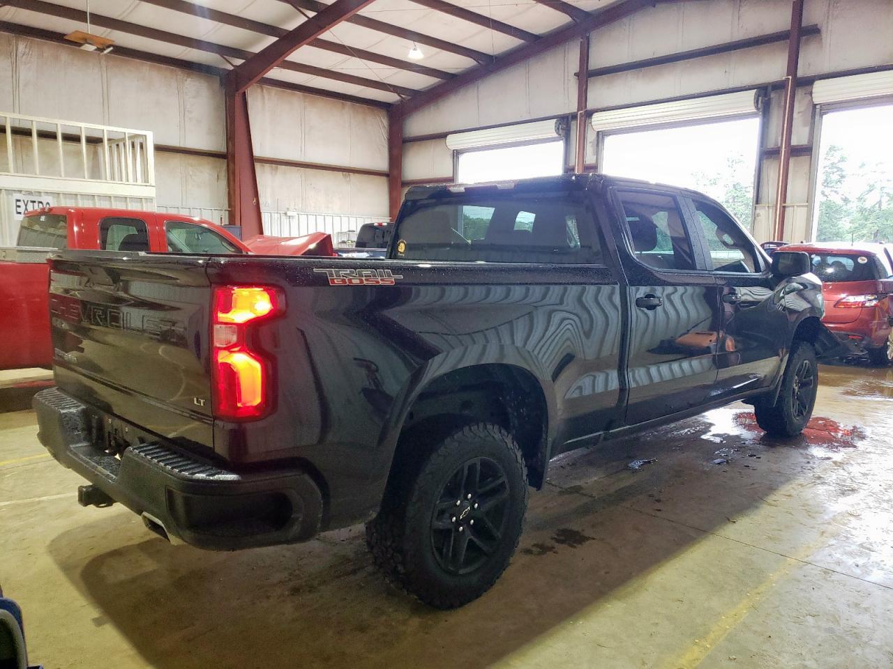 2021 CHEVROLET Silverado