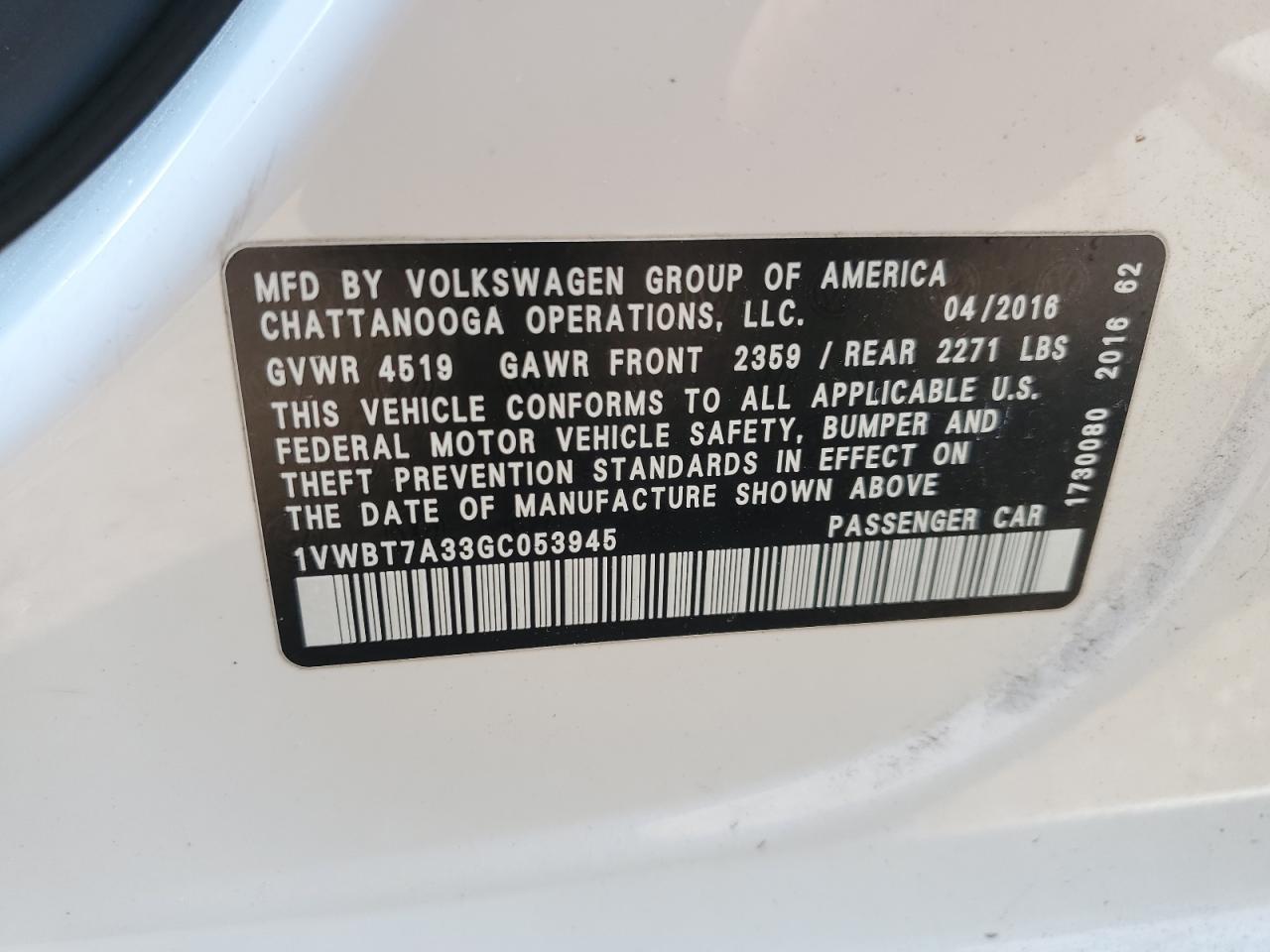 2016 VOLKSWAGEN Passat