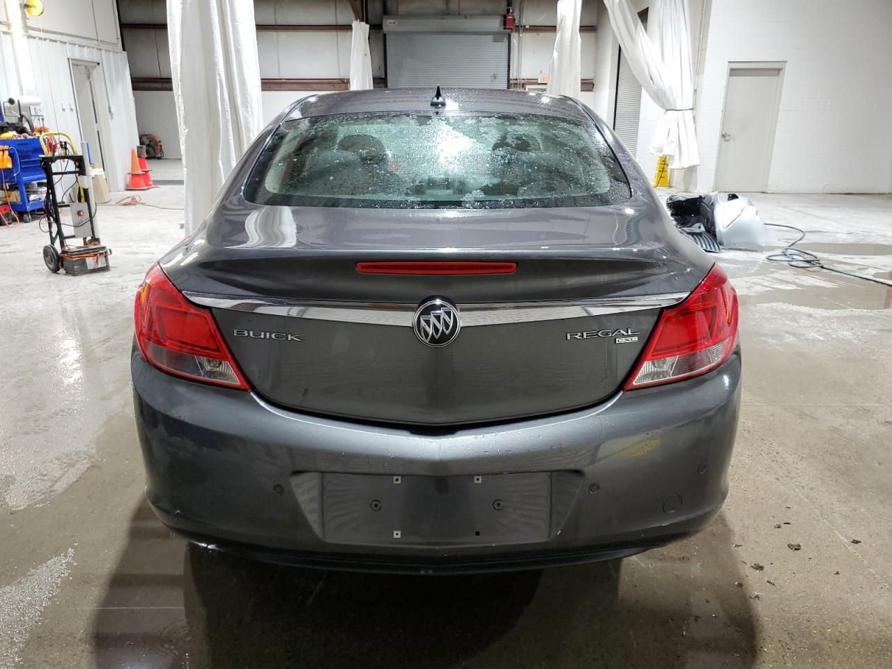 2011 BUICK Regal