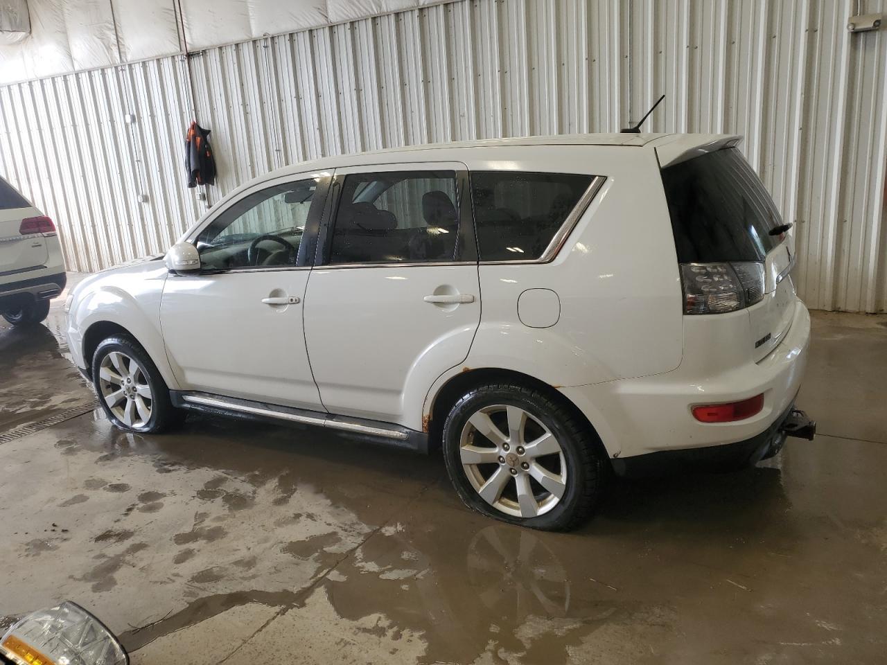 2010 MITSUBISHI outlander