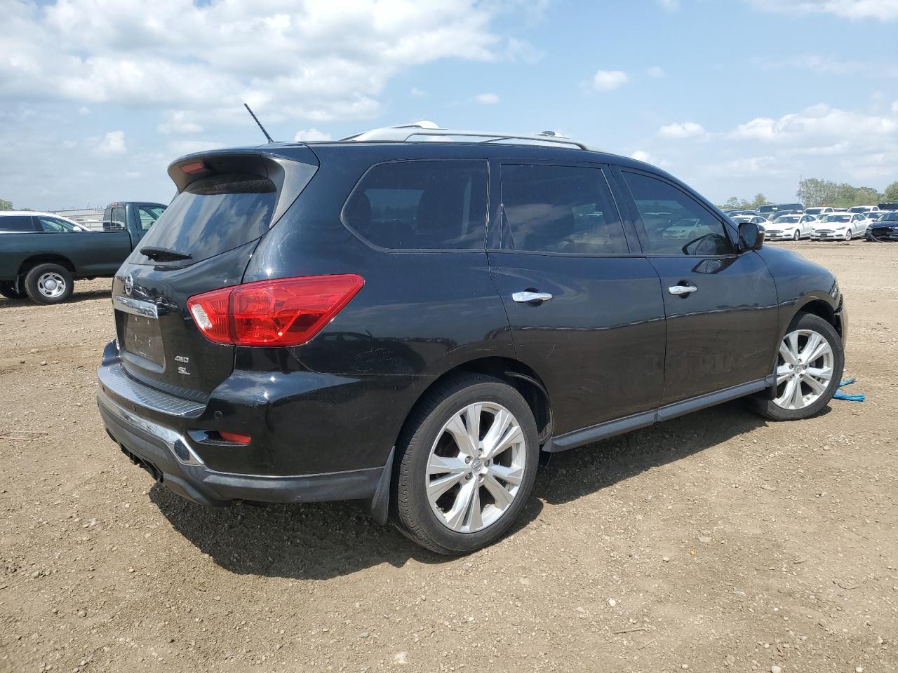 2018 NISSAN PATHFINDER