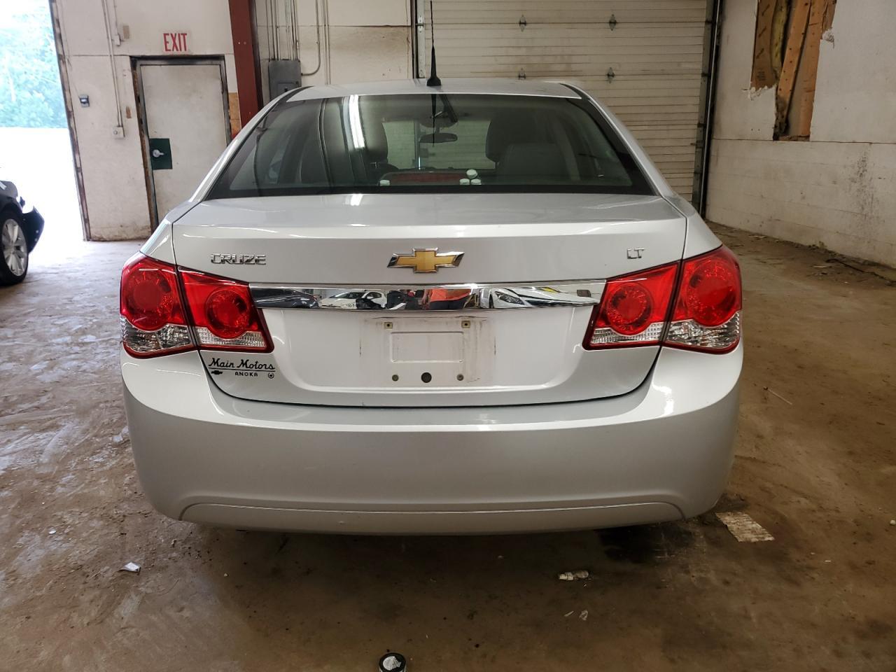 2011 CHEVROLET CRUZE