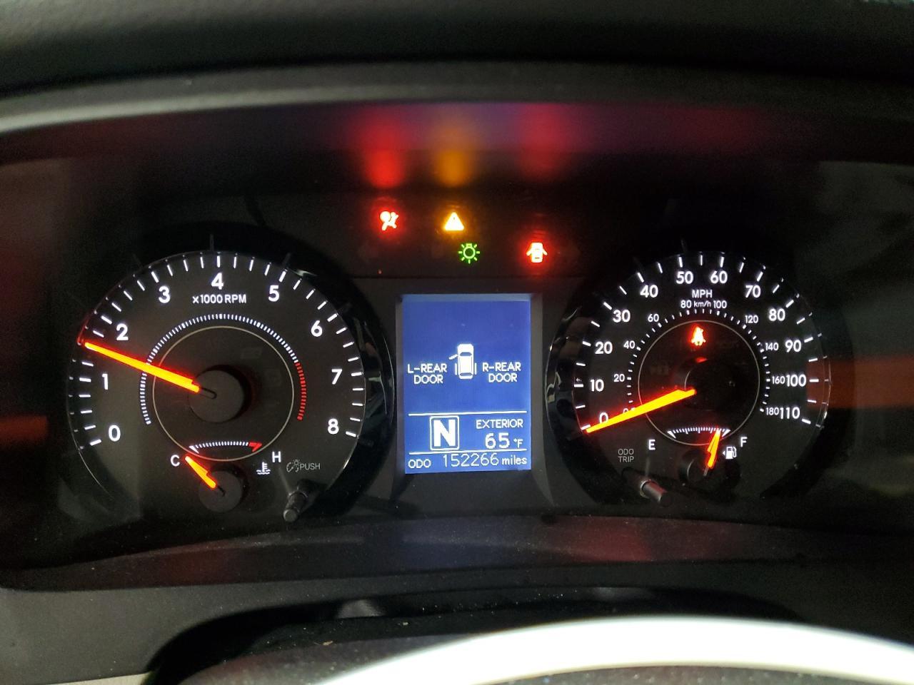 2016 TOYOTA SIENNA