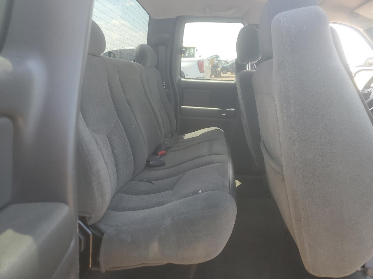 2004 CHEVROLET Silverado