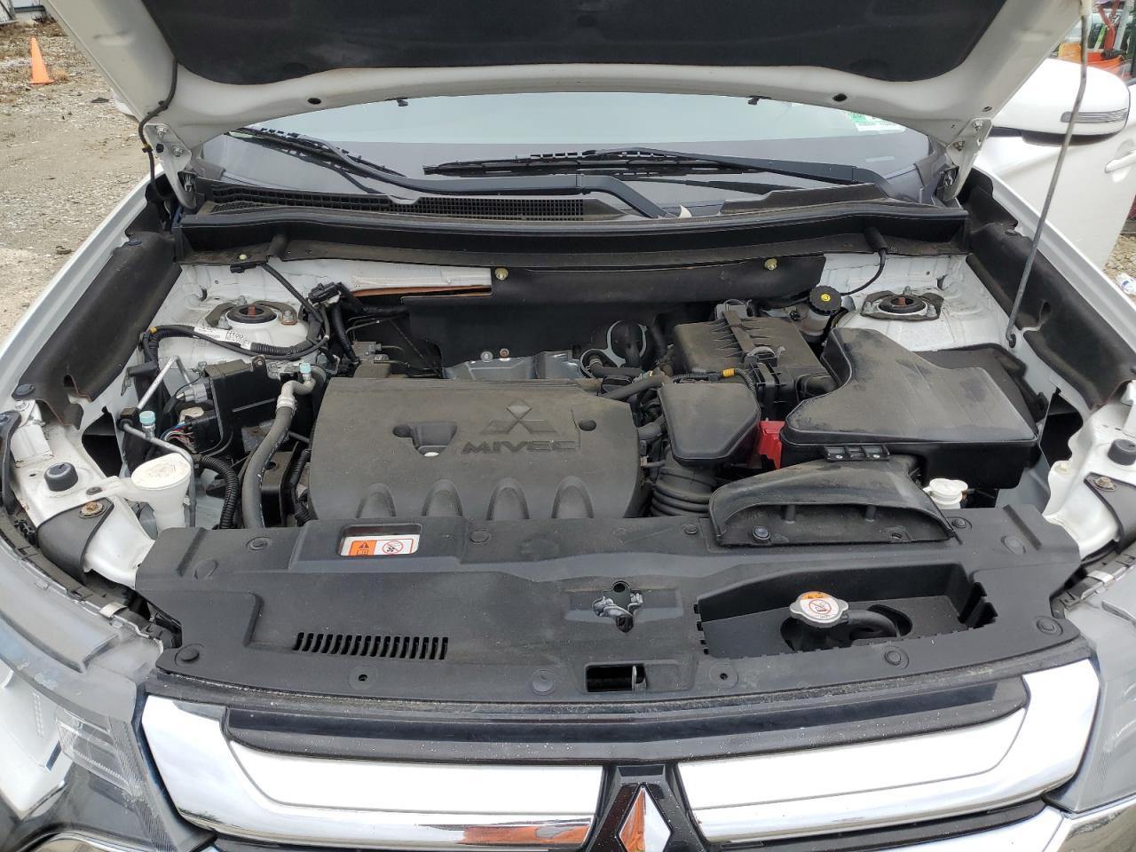 2016 MITSUBISHI outlander