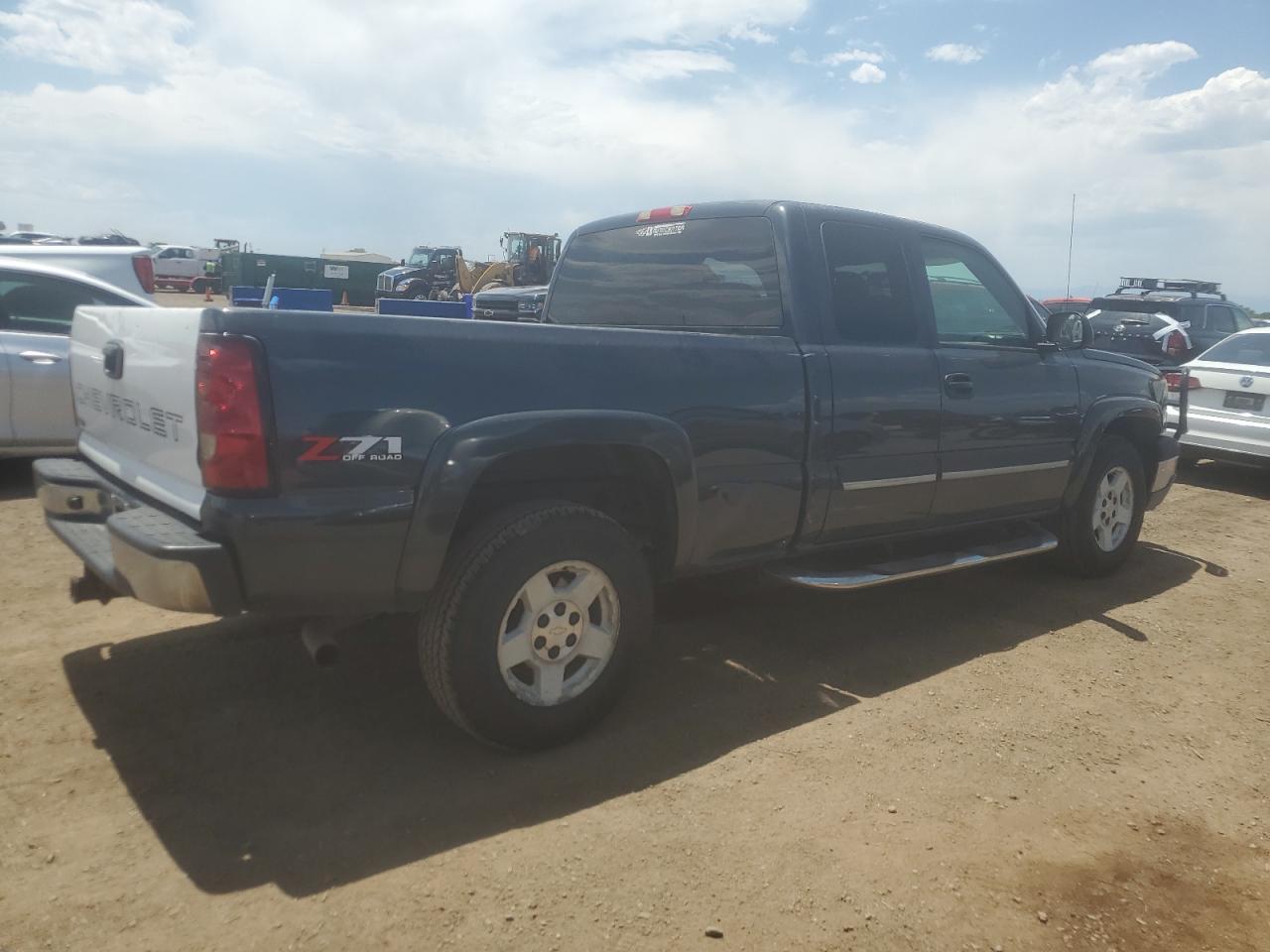 2004 CHEVROLET Silverado