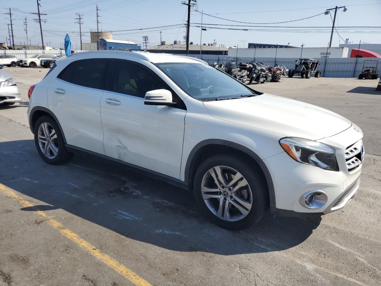 2018 MERCEDES-BENZ GLA-Class