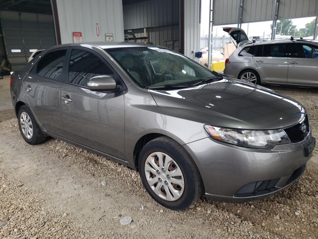 2010 KIA FORTE