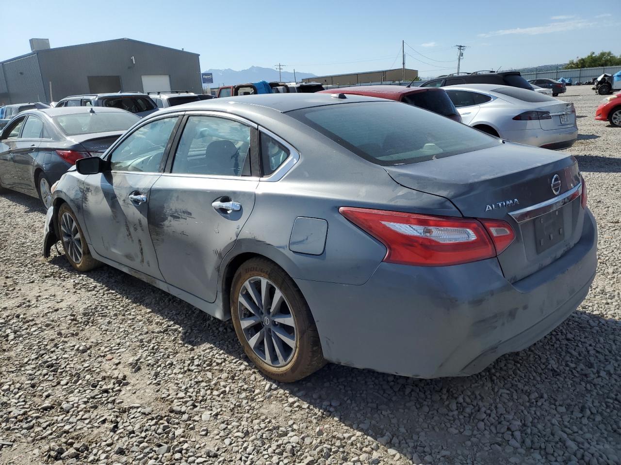 2017 NISSAN ALTIMA