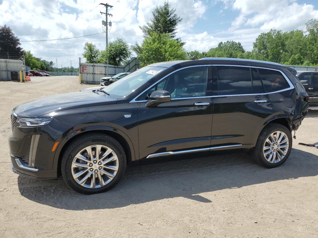 2022 CADILLAC XT6