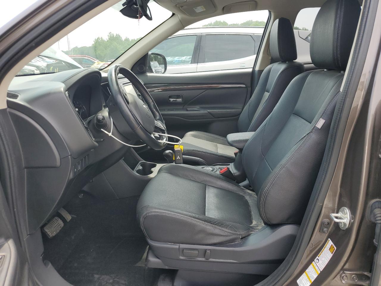 2016 MITSUBISHI outlander