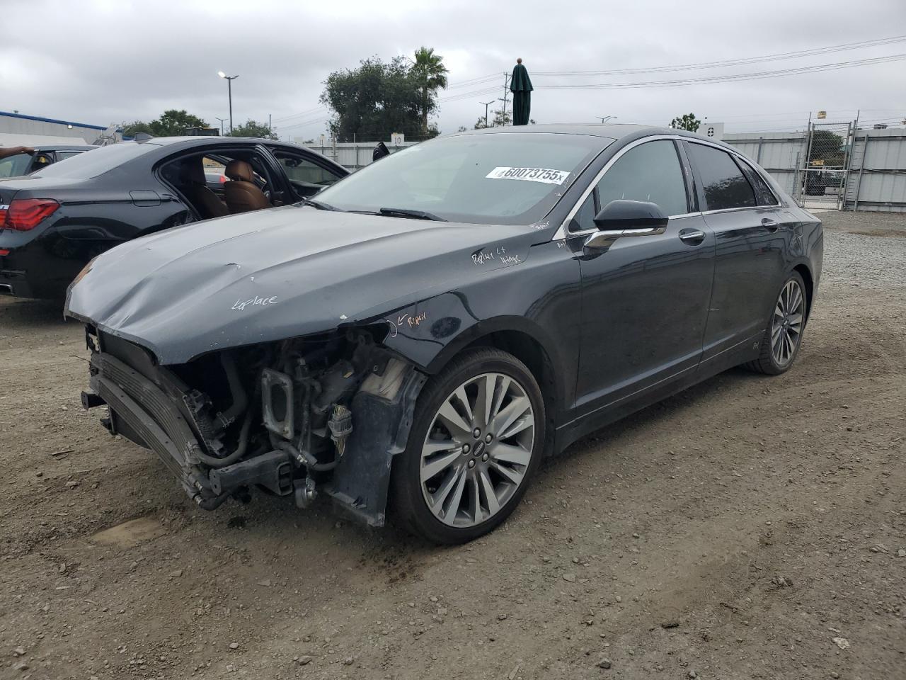 2017 LINCOLN MKZ