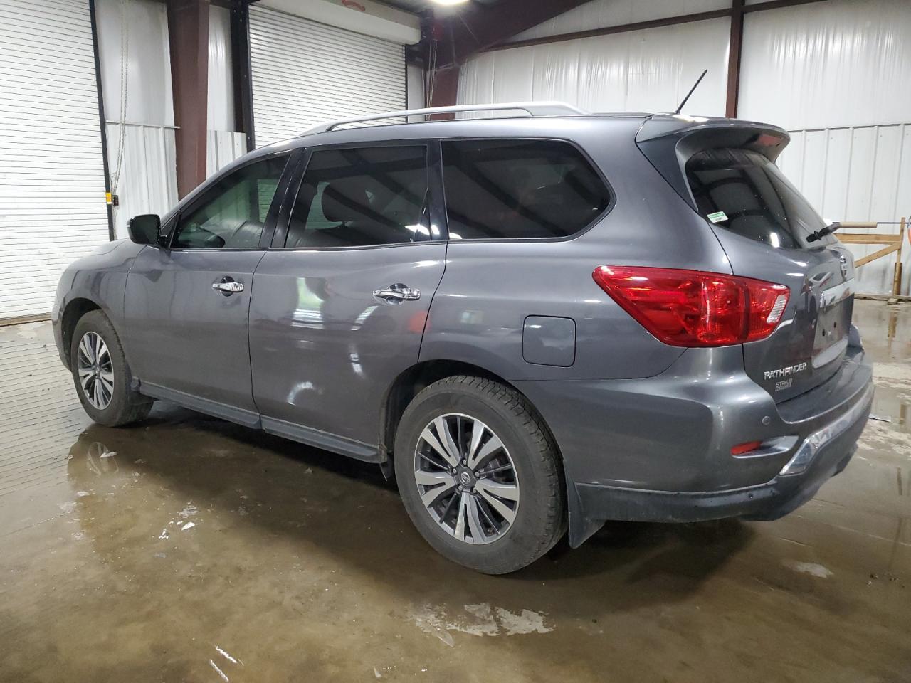 2017 NISSAN PATHFINDER