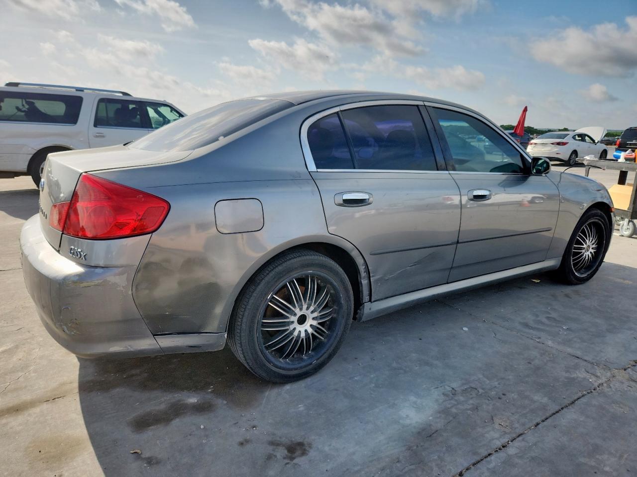 2005 INFINITI G35