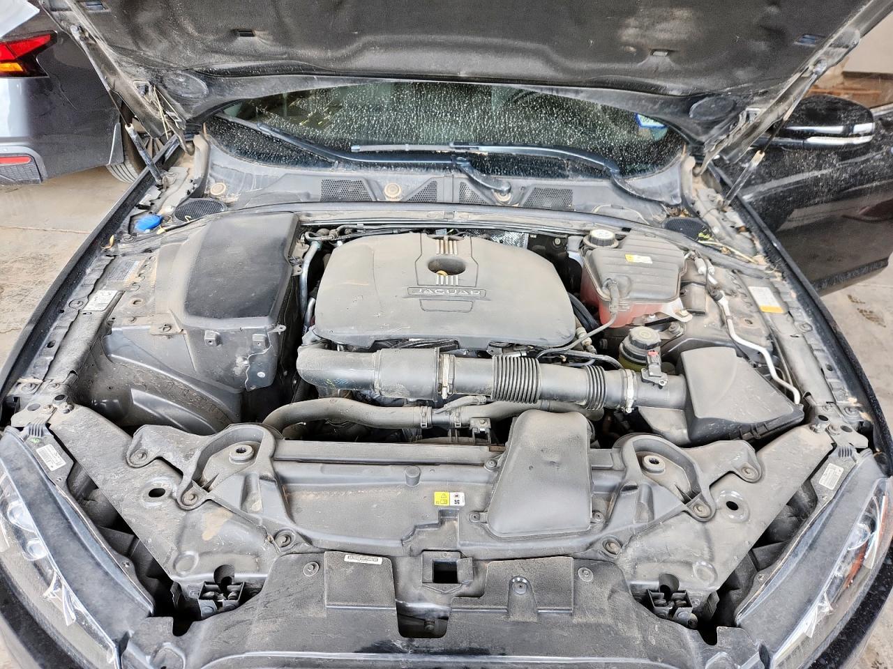 2015 JAGUAR XF