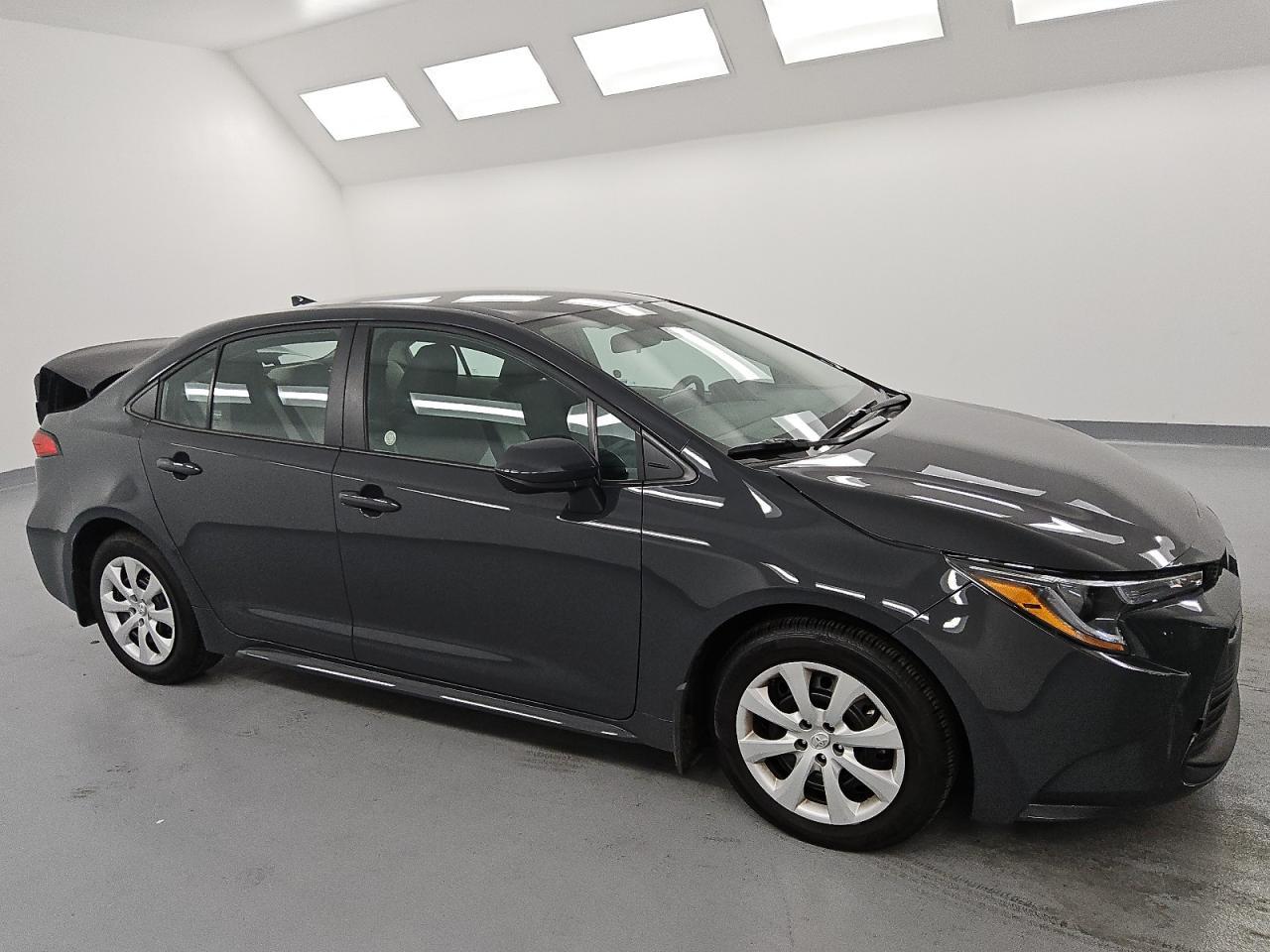 2025 TOYOTA COROLLA