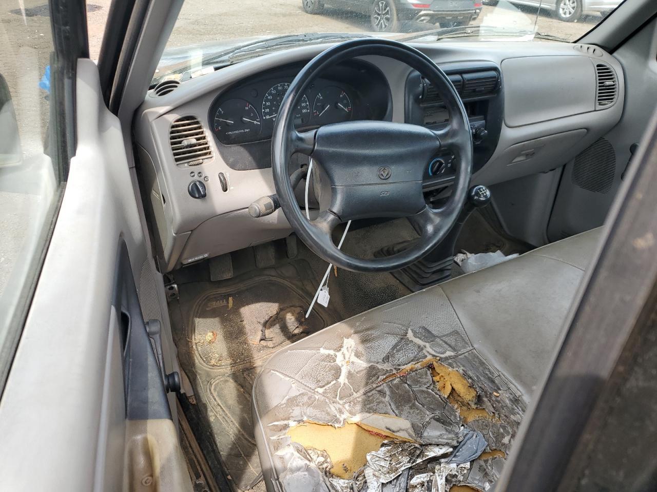 1995 MAZDA B2300