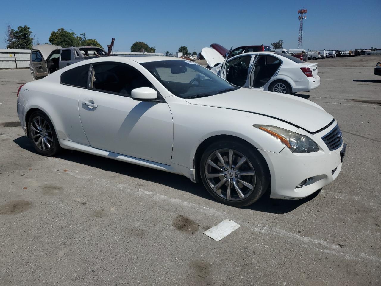 2012 INFINITI G37