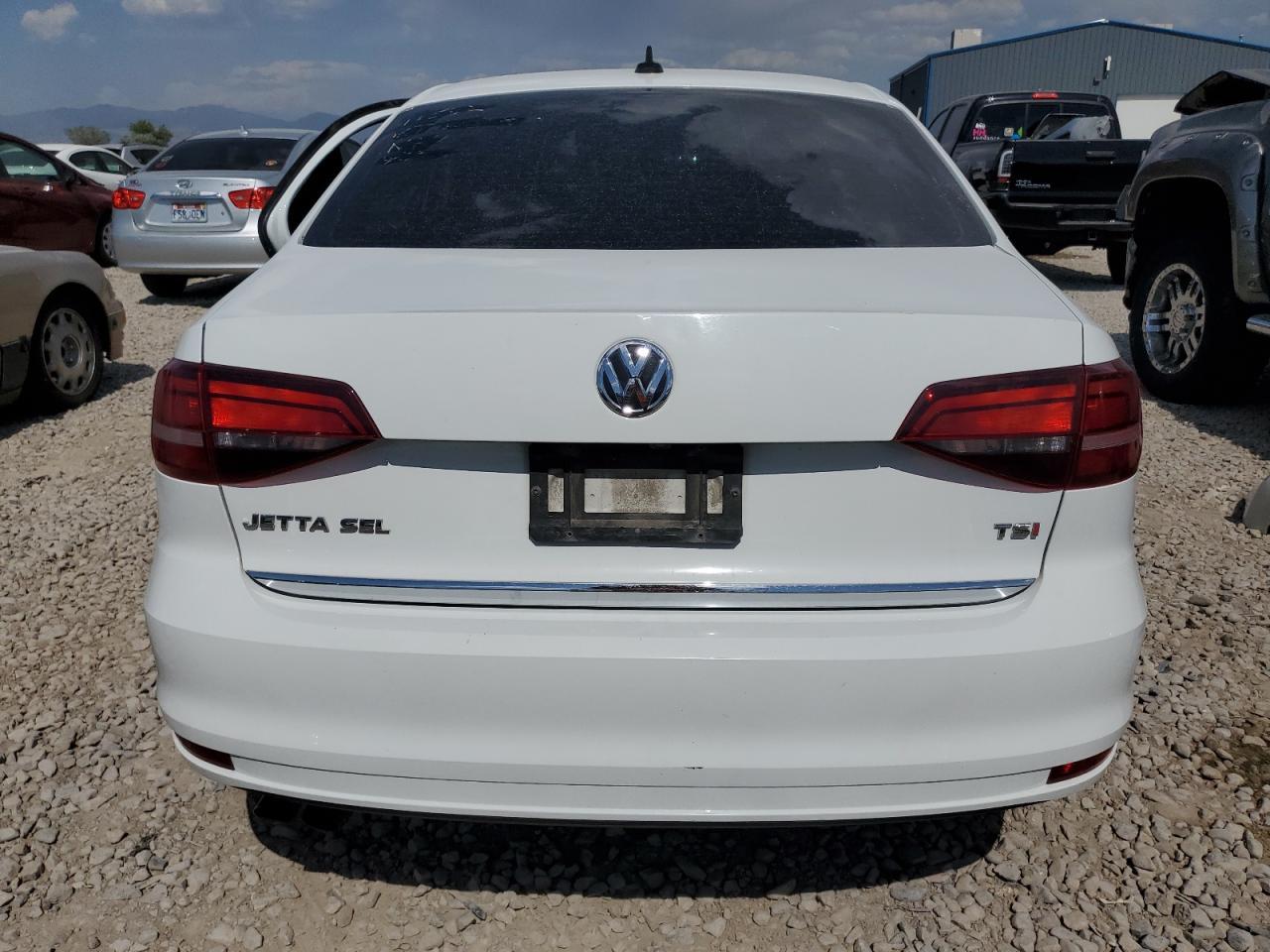 2017 VOLKSWAGEN JETTA