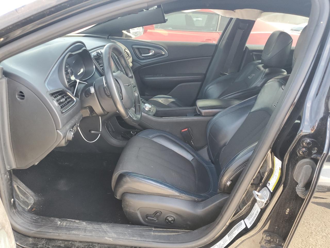 2015 CHRYSLER 200