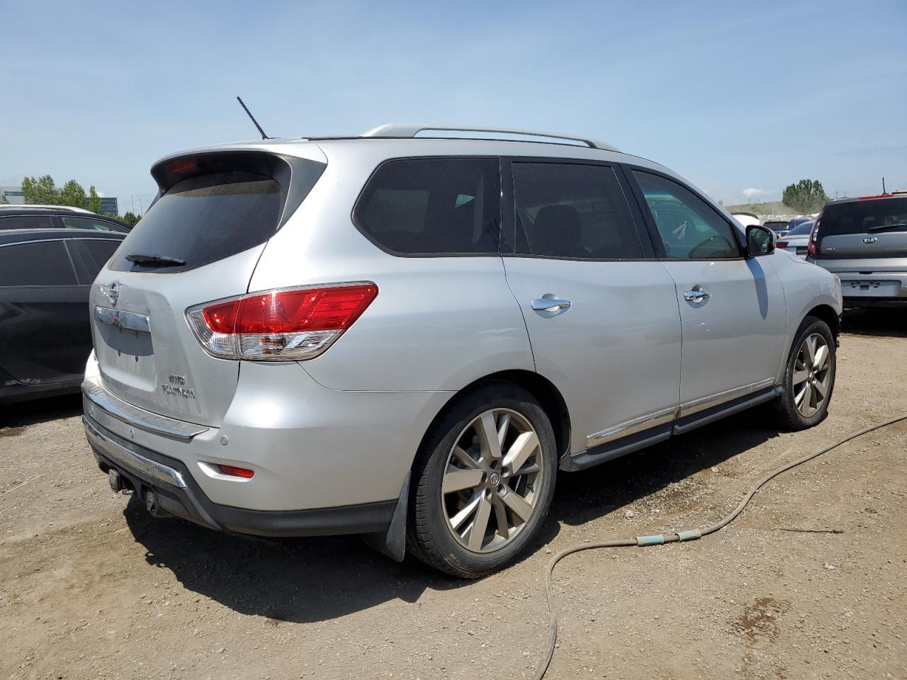 2014 NISSAN PATHFINDER