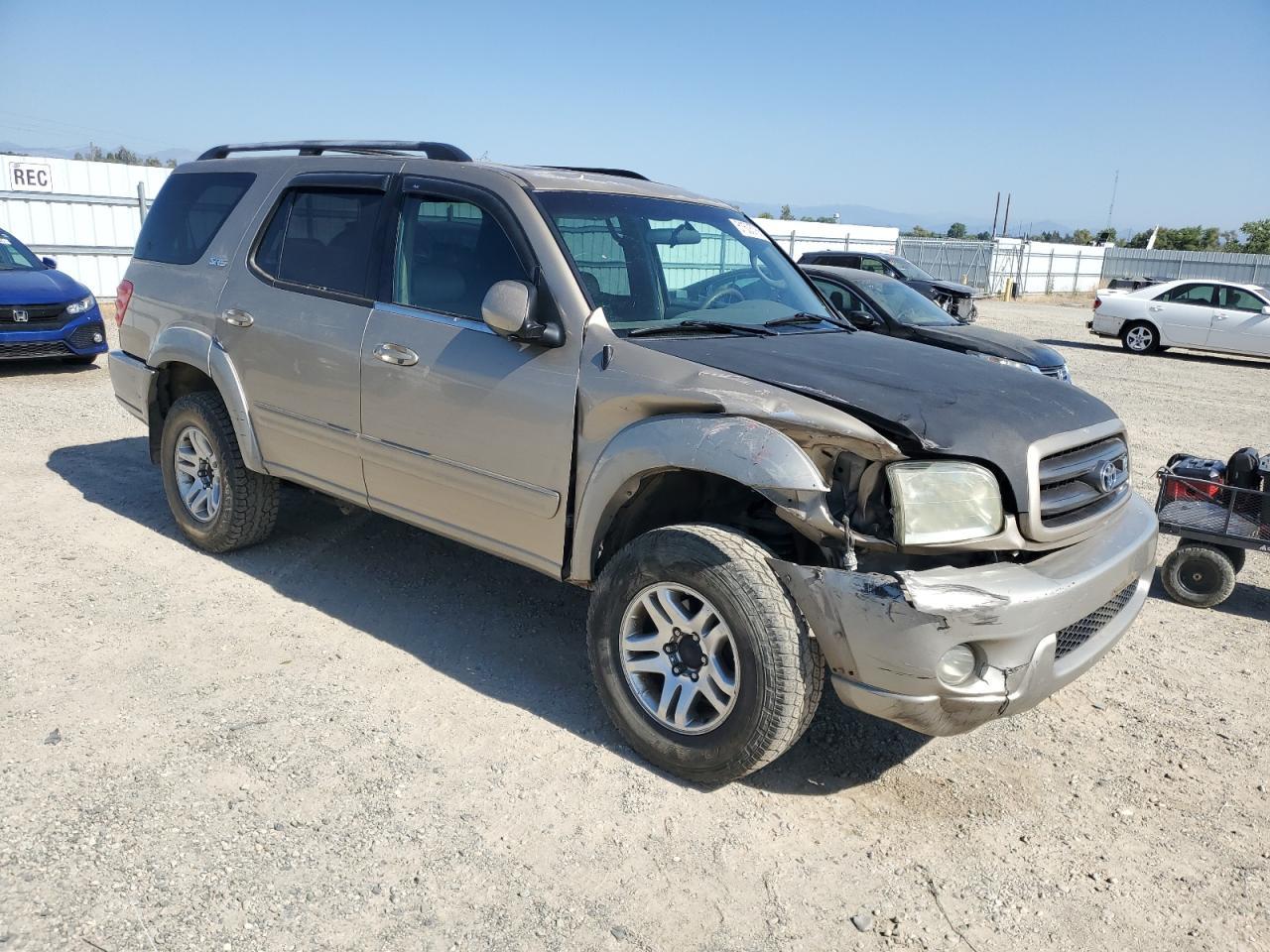 2004 TOYOTA Sequoia