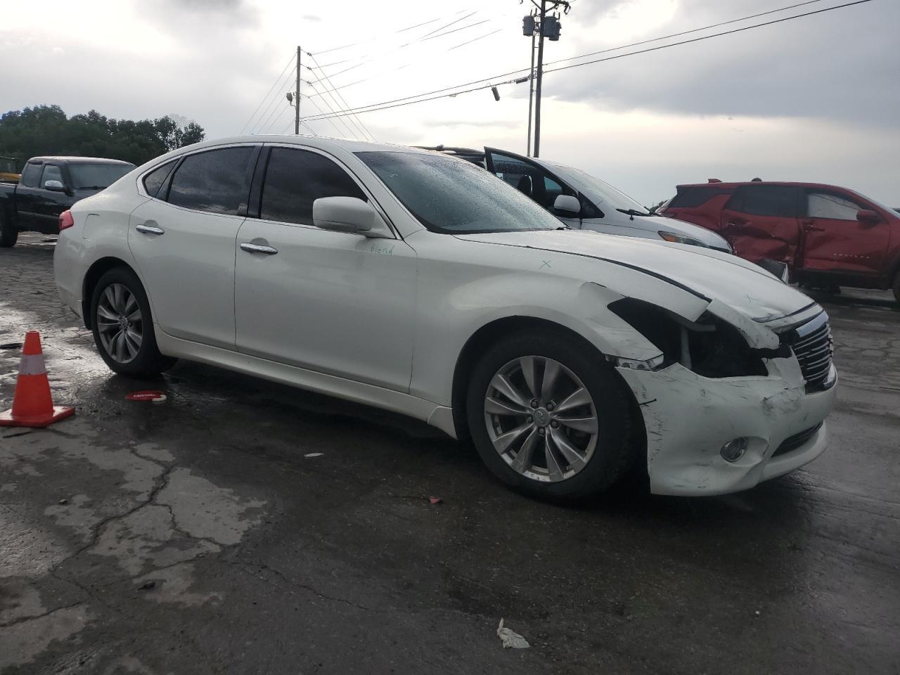 2012 INFINITI M37