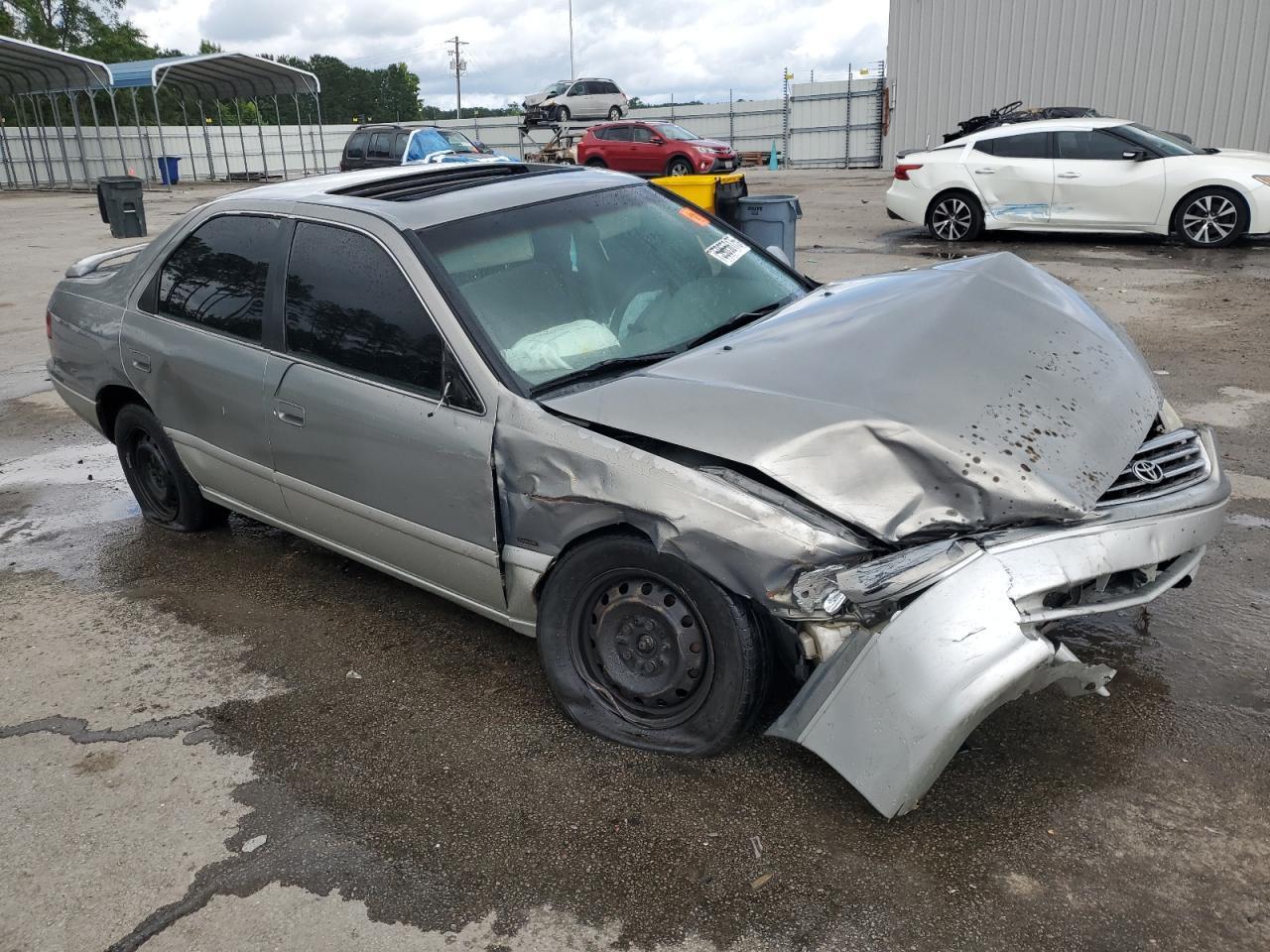 2001 TOYOTA CAMRY
