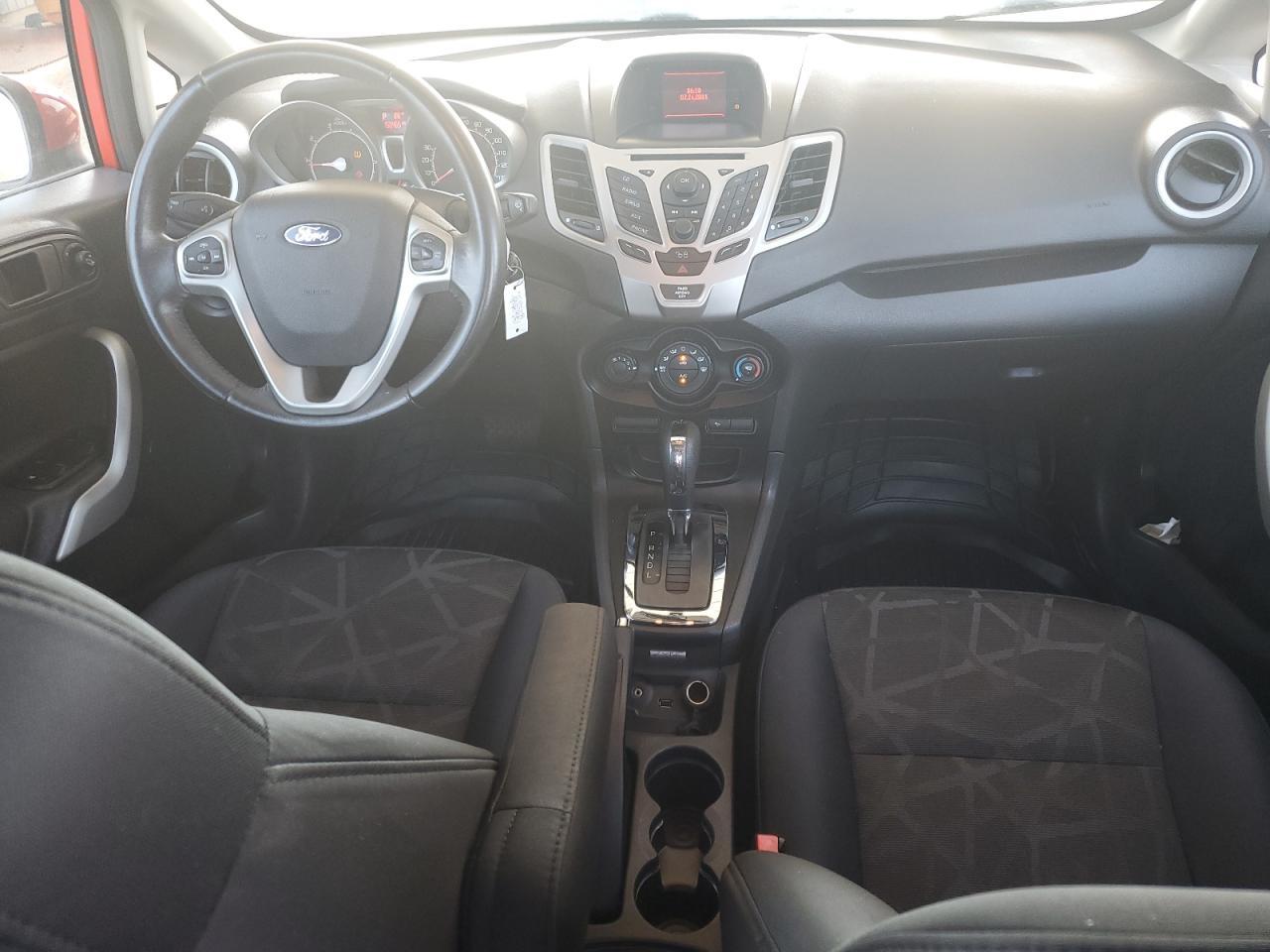 2012 FORD Fiesta