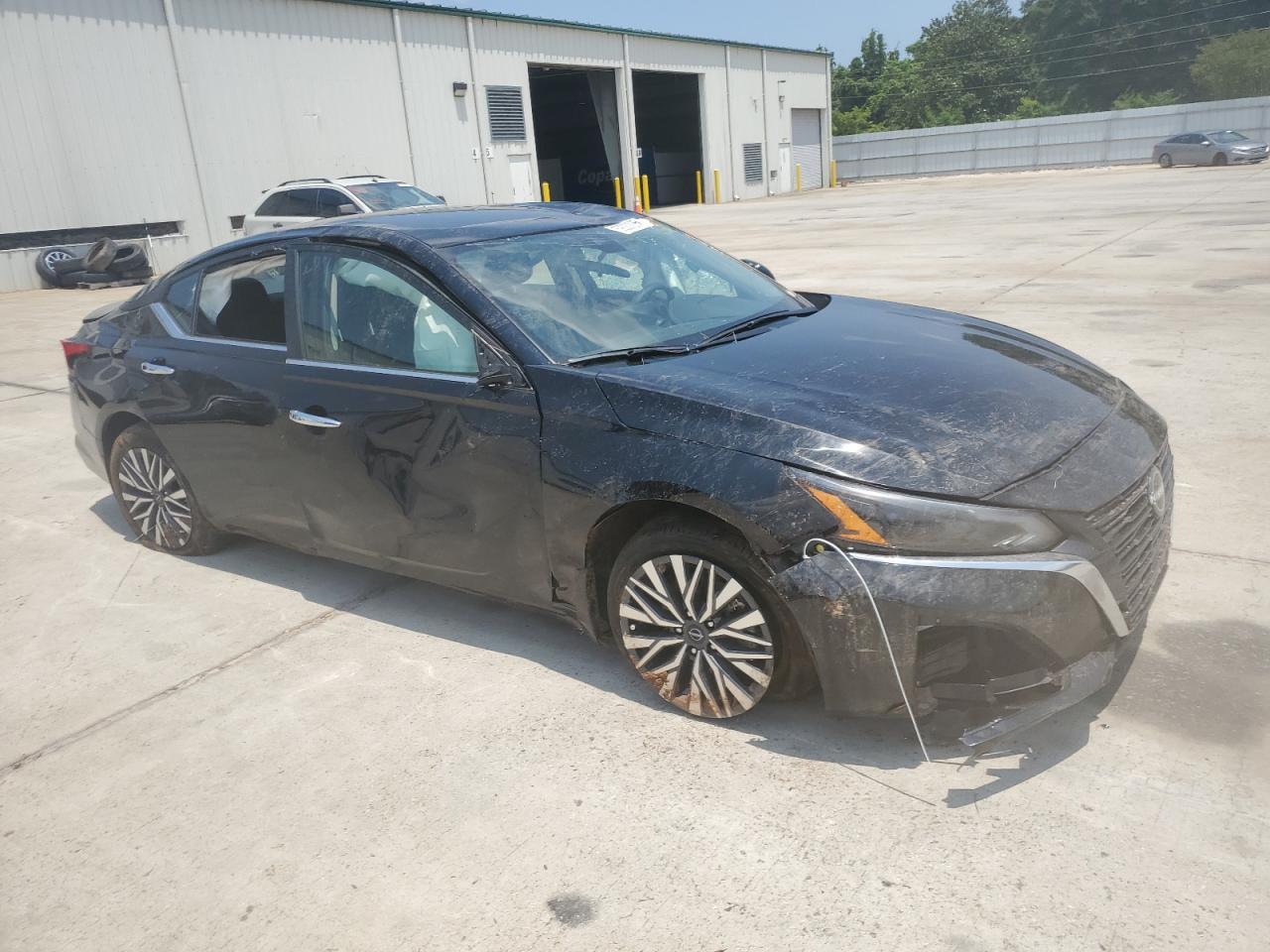 2024 NISSAN ALTIMA