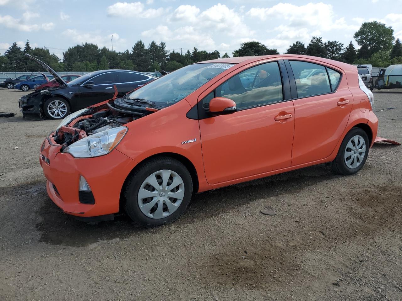 2014 TOYOTA Prius c