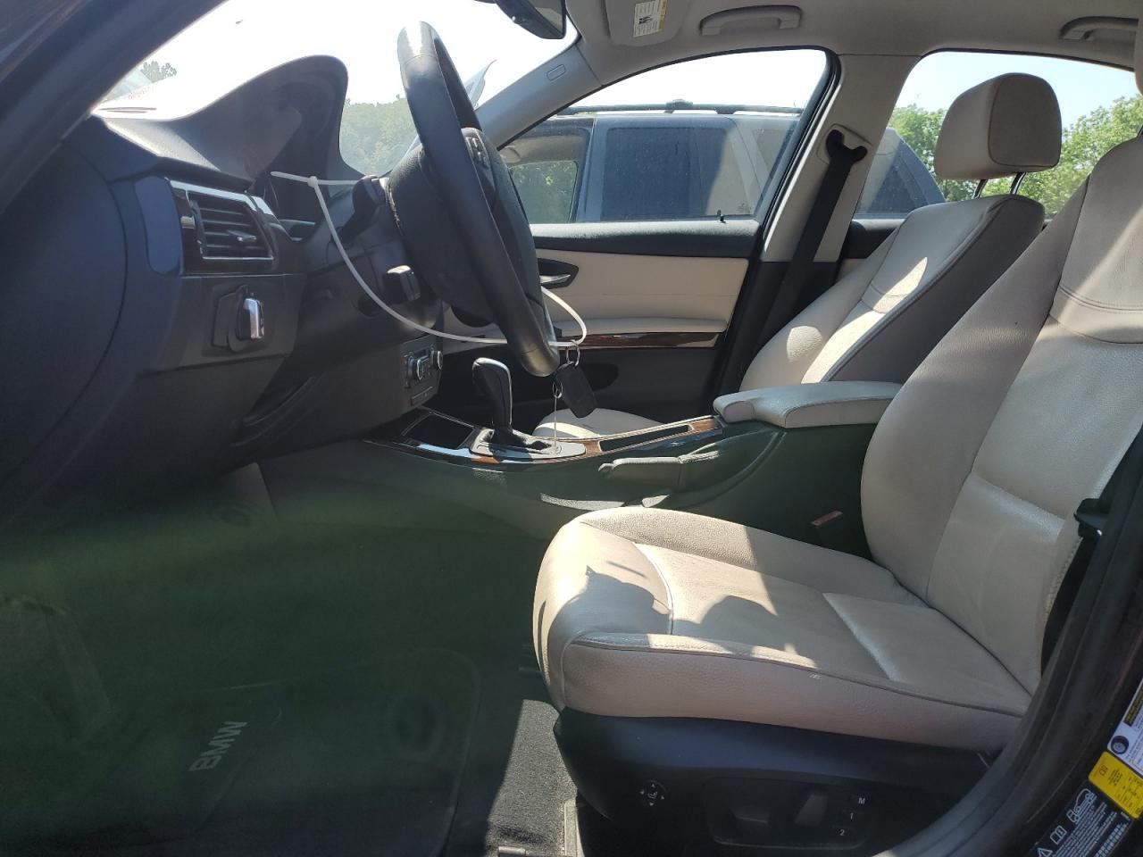 2011 BMW 3 SERIES